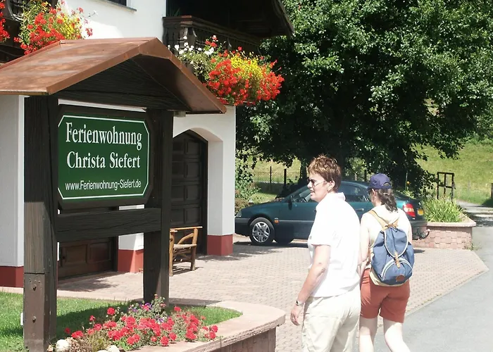 Quaint In Huettenthal With Garden Apartamento *