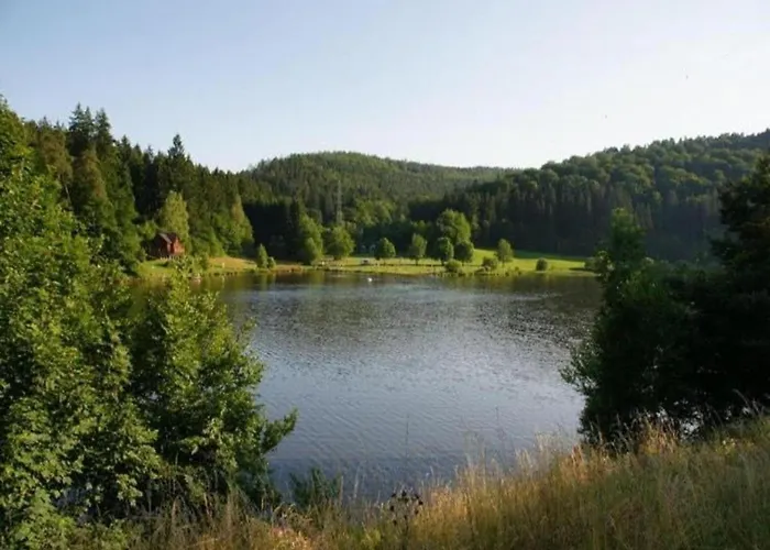 Quaint In Huettenthal With Garden Apartamento